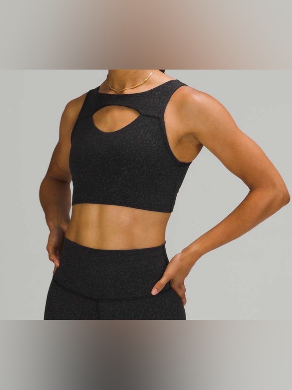 Lululemon Everlux Cut-Out Train Bra